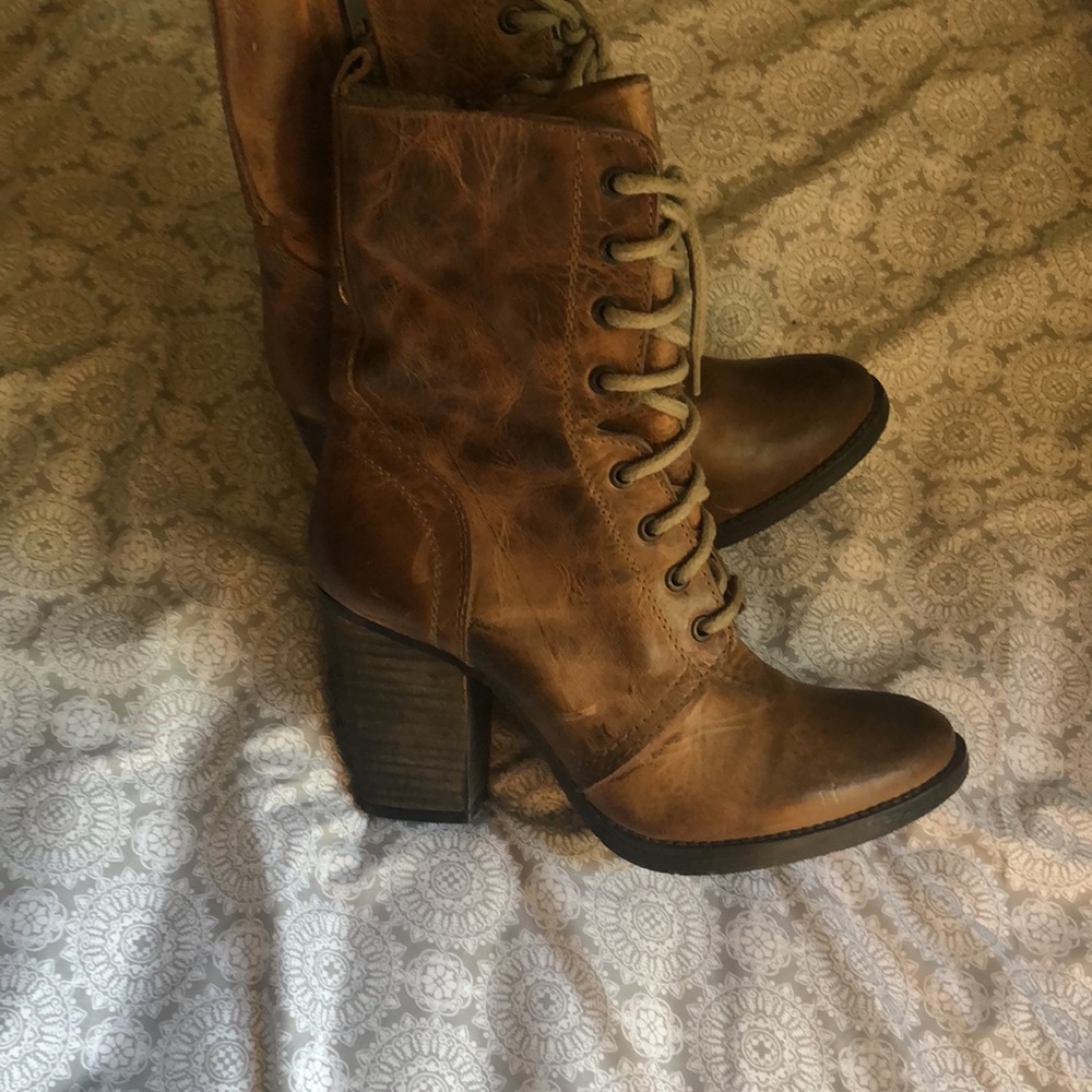 Steve Madden leather freebird style boots